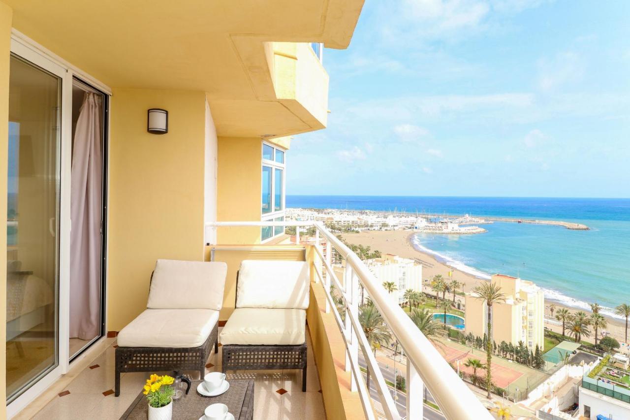 Penthouse With Panoramic Views - Puerto Marina Apartment *