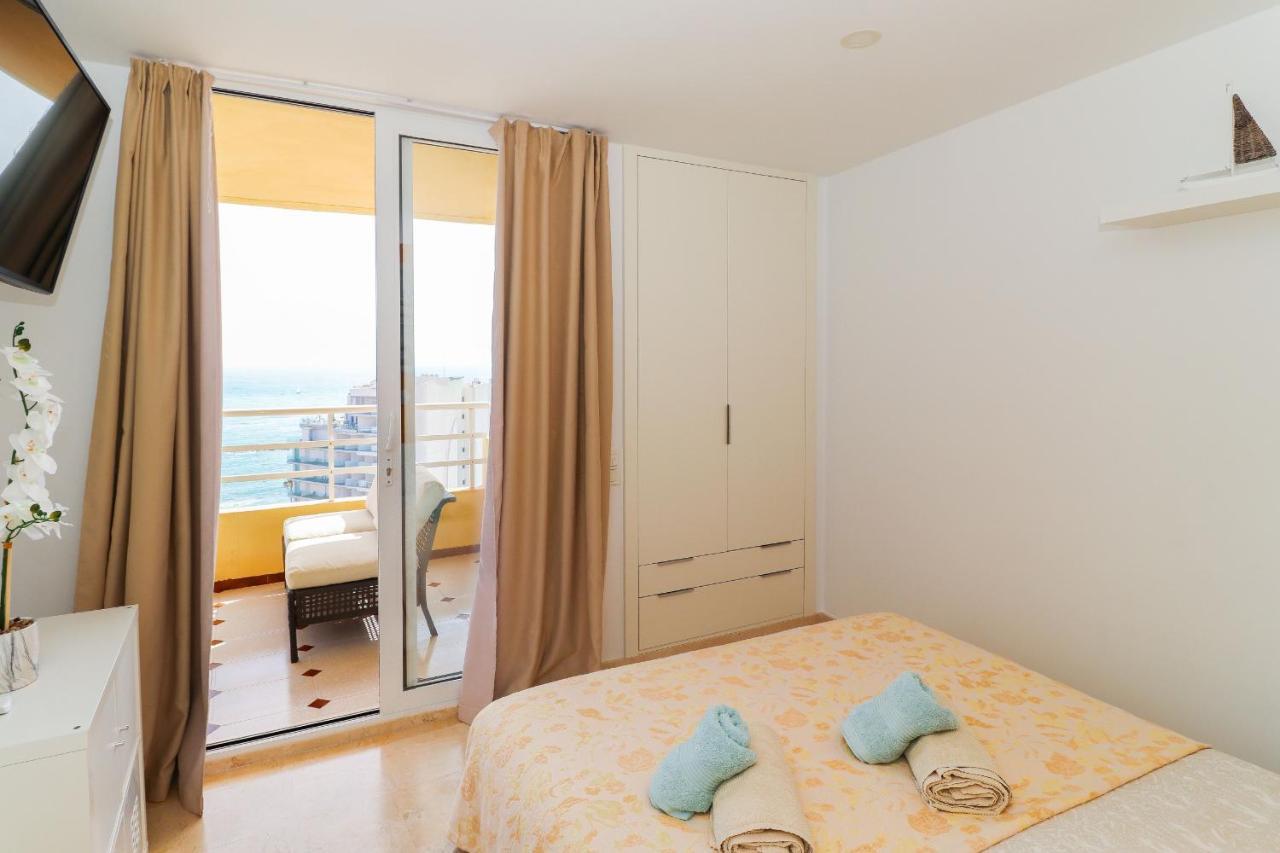 Penthouse With Panoramic Views - Puerto Marina *